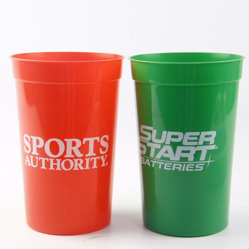16oz. Plastic Stadium Cup
