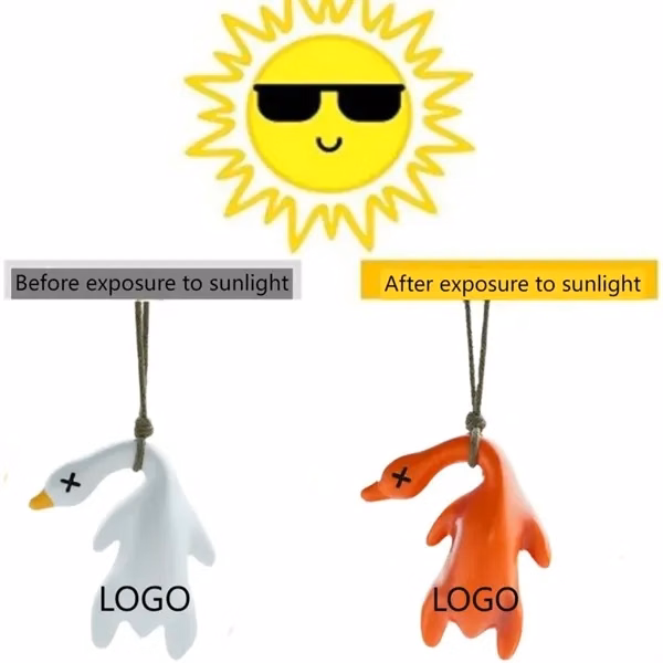 Custom Color Changing Duck Car Pendant — UV-Sensitive Sun Safety Auto Accessory