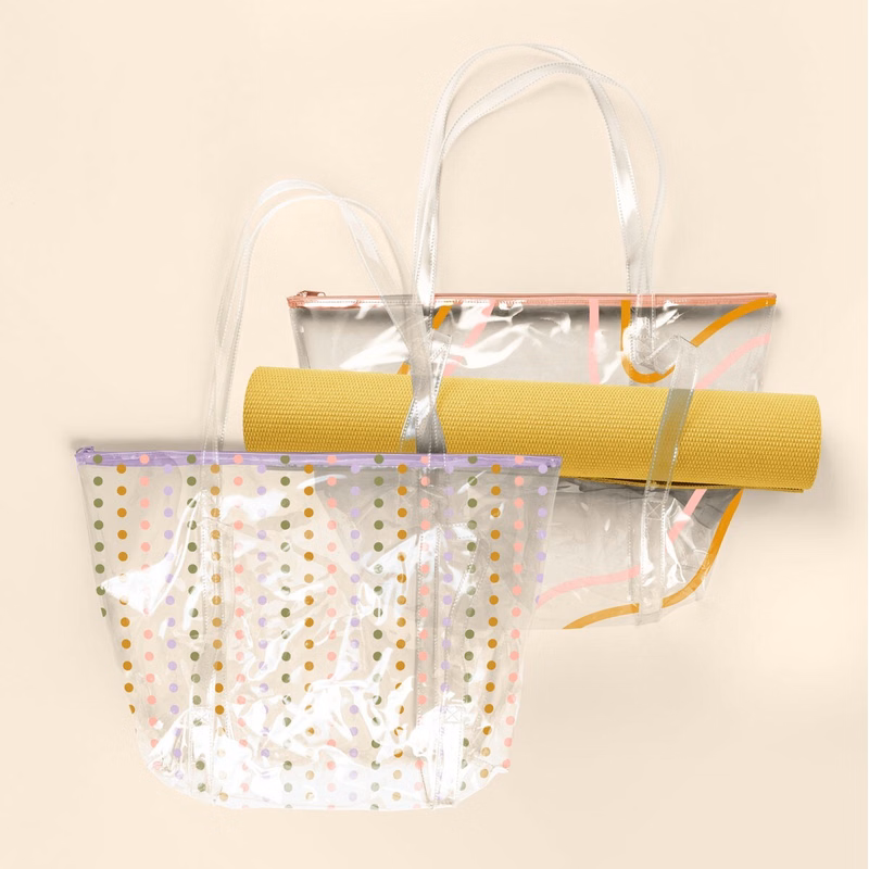 WEEKENDER YOGA TOTE - CLEAR VINYL