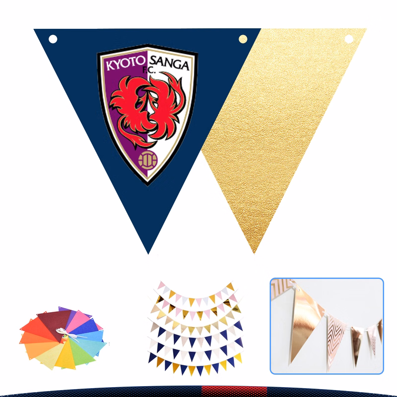 Holiday Triangle String Flags