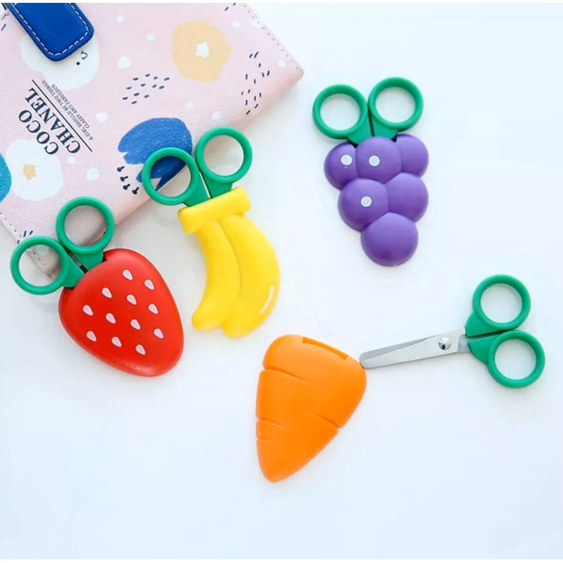 Carrot Shaped Scissor
