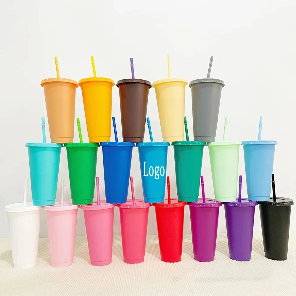 24oz Plastic Tumbler with Straw Lid 1
