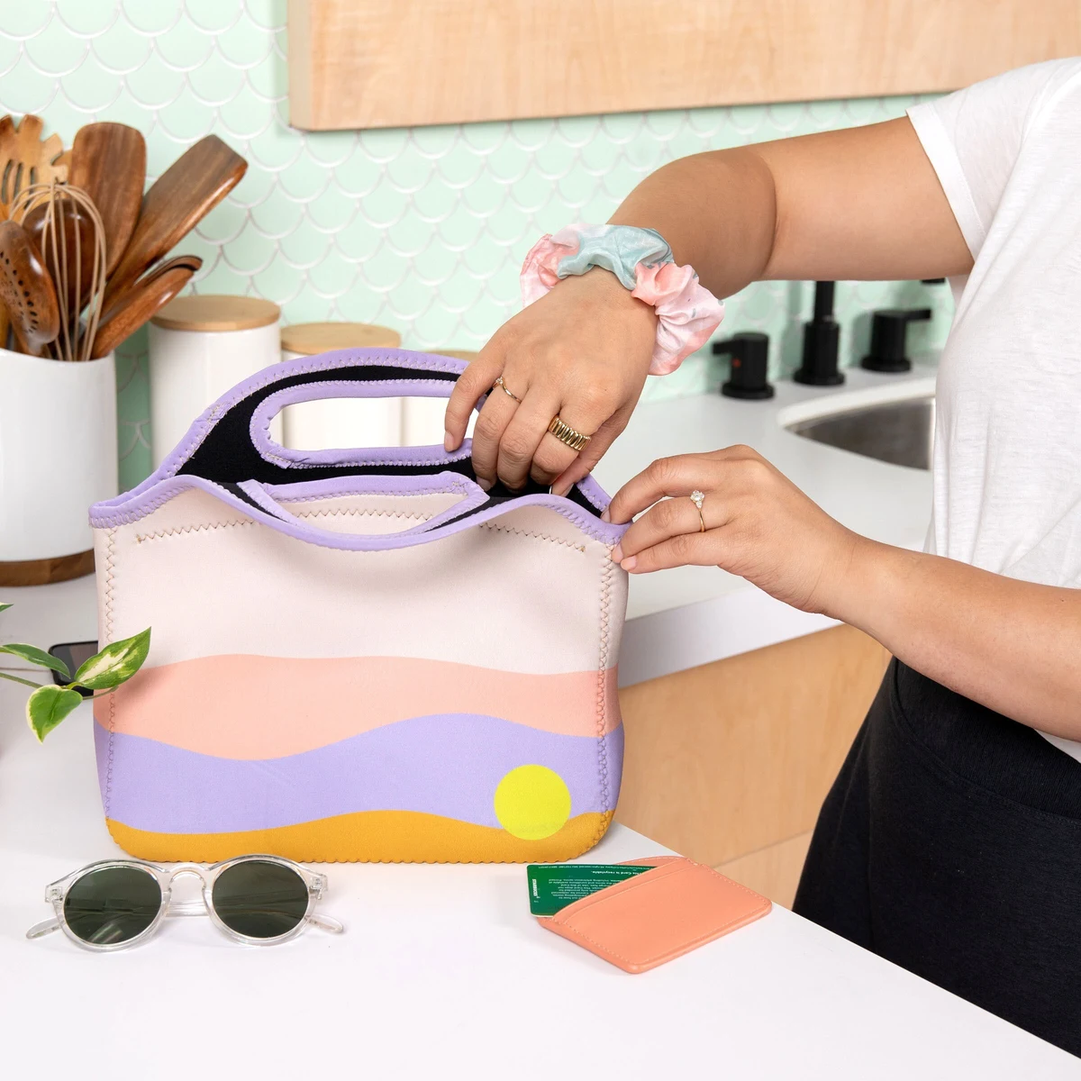 GRAN KLUTCH 4CP NEOPRENE LUNCH BAG 1