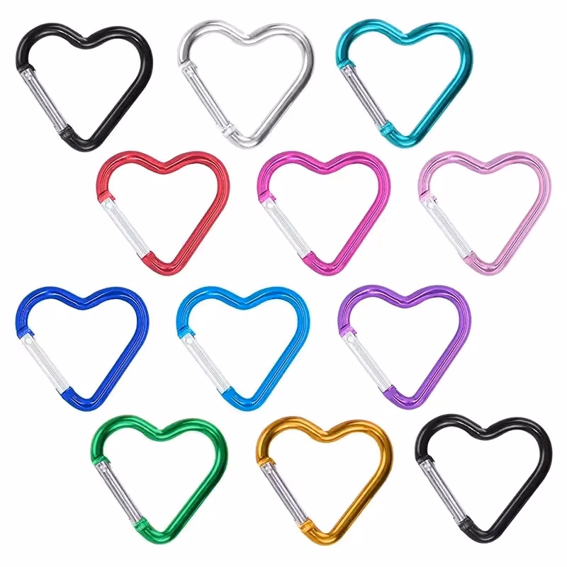 1.73"*1.61" Heart-shaped Carabiner
