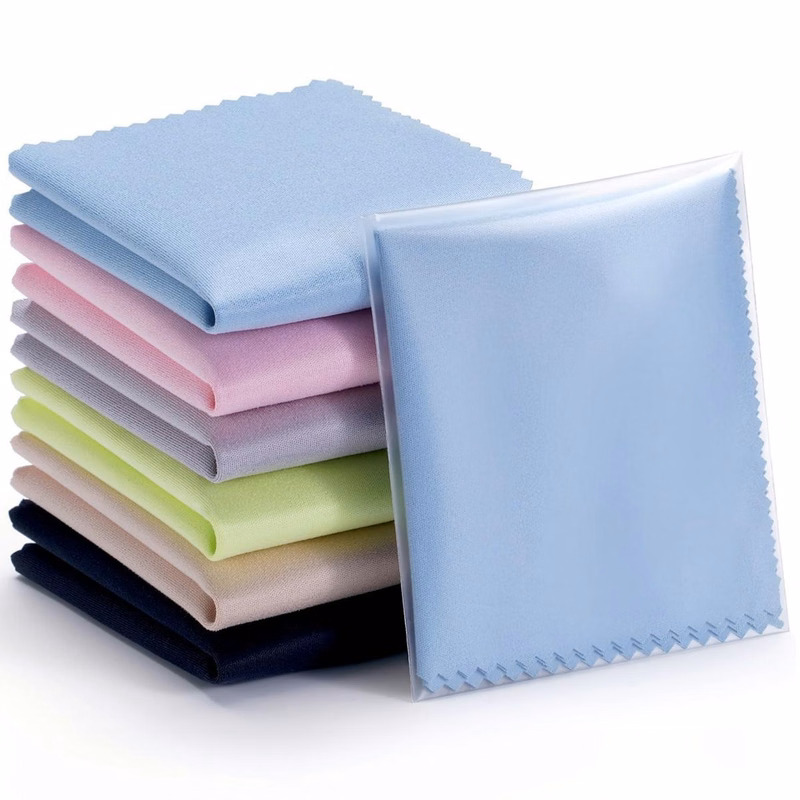 Full-Color Microfiber Cleaning Cloth with Clear Case
