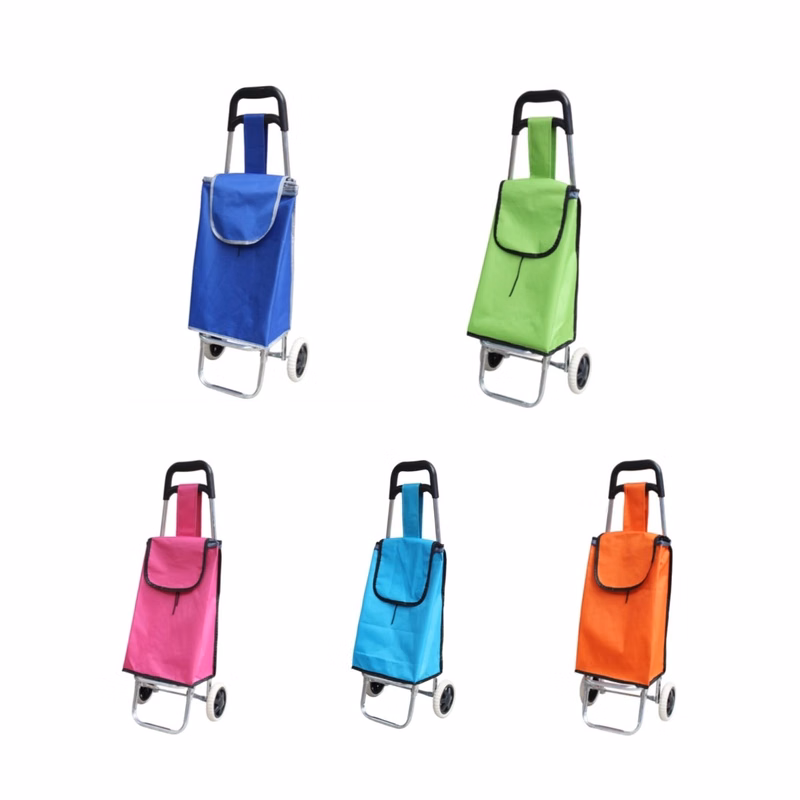 Folding pull bar shopping cart
