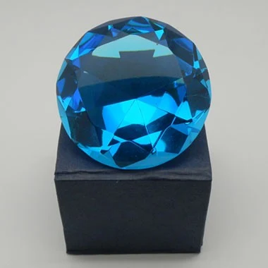 CRYSTAL DIAMOND PAPERWEIGHT 80 MM 1