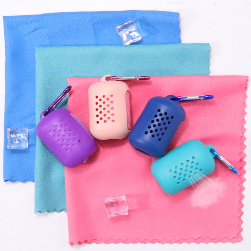 Silicone Case microfiber sports sweat instant cooling towel