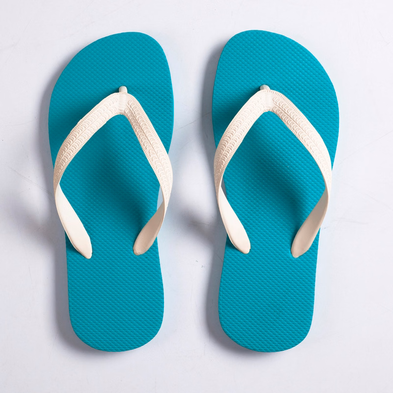 Adult summer flip-flops