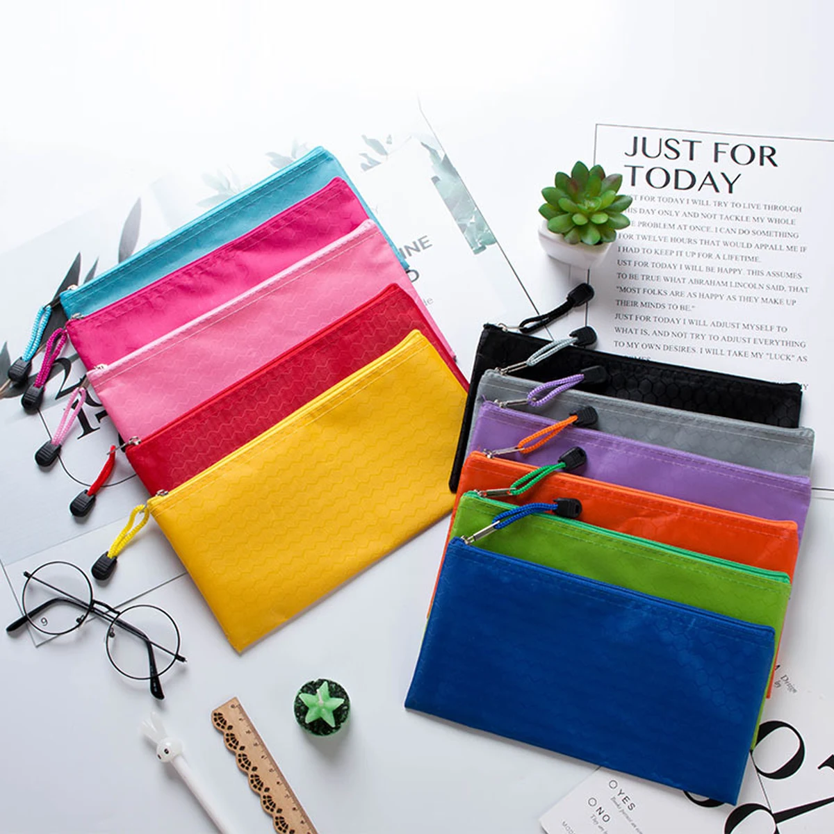 Canvas Zipper Stationery Bag 100MOQ 1