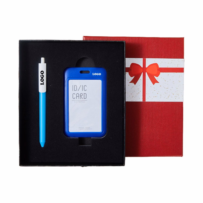 MOQ 10 pcs Custom Logo Pen and Badge Kit