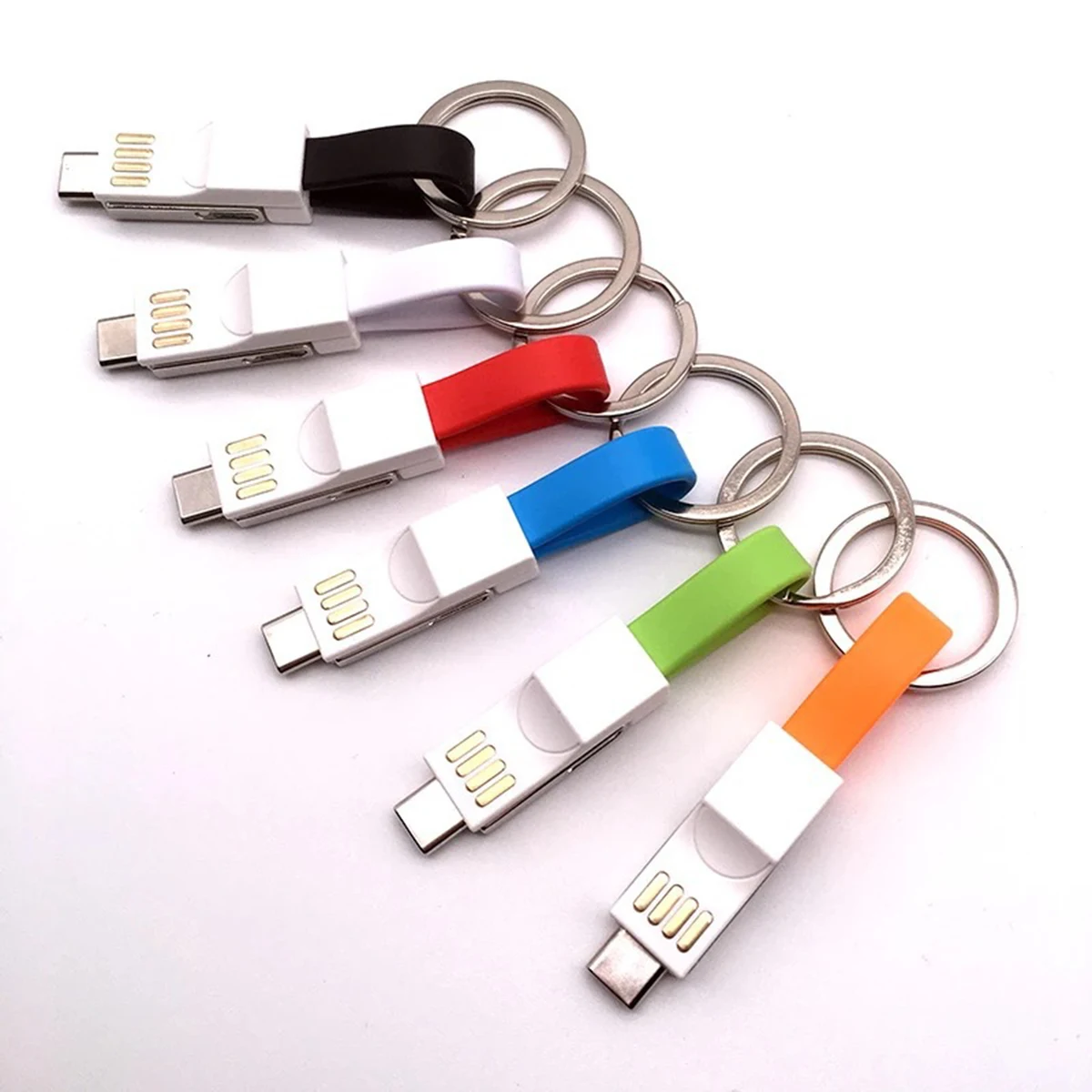 Portable Keychain With 3 In 1 Charging Cord 1