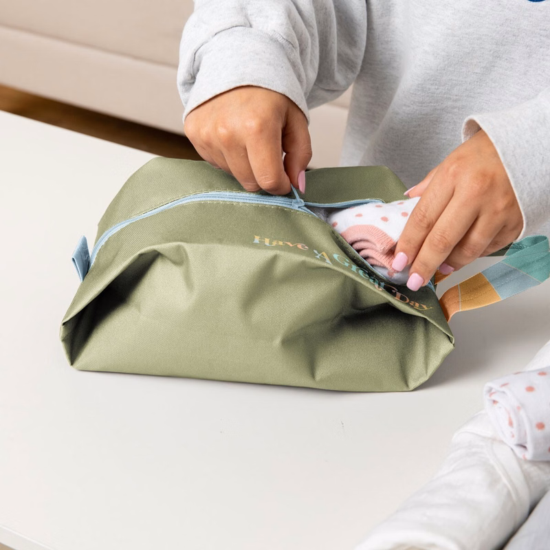 TUCK GUSSET POUCH - MEDIUM - 4CP POLY