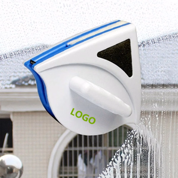 Double-sided glass cleaner