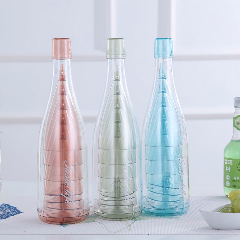 Reusable Plastic Cups with Storage Bottle