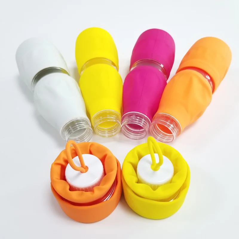 24oz Folding Silicone Water Bottle 1