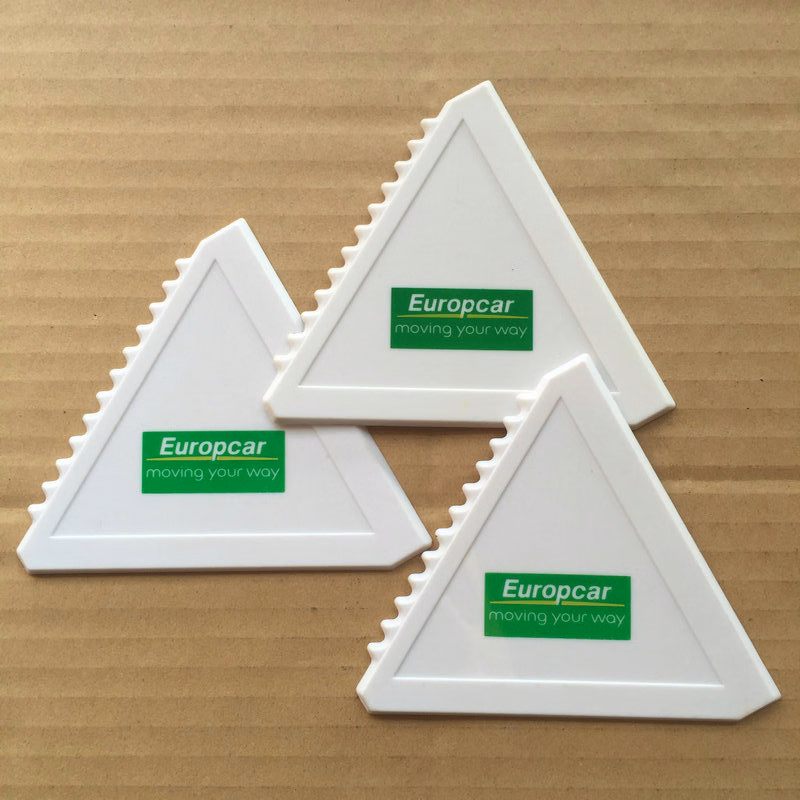 Triangle Ice Scraper Breaker