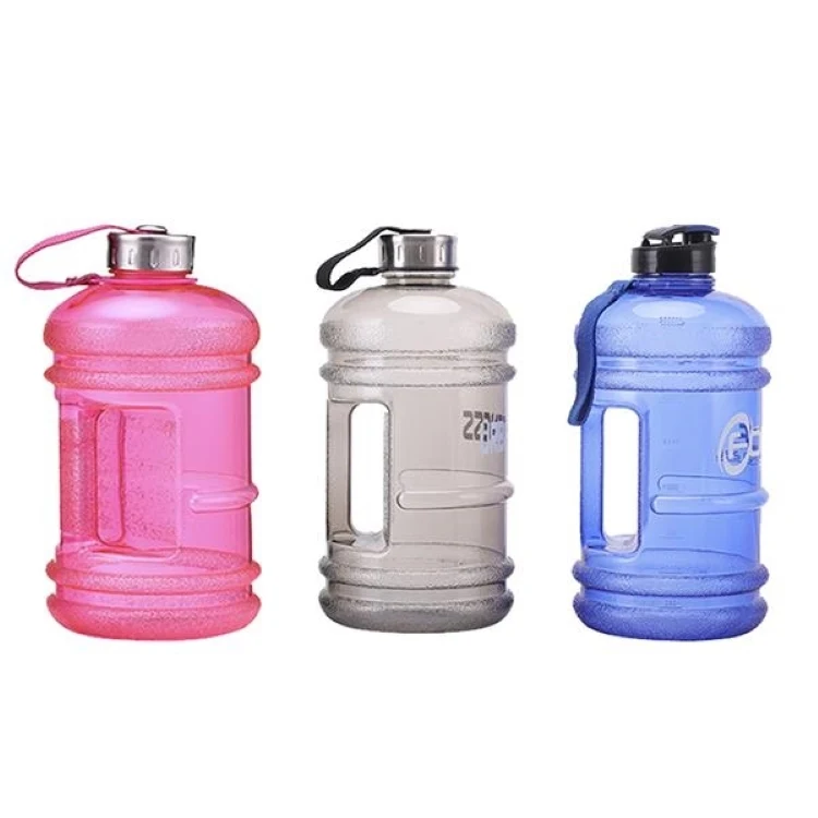 Large Sports Water Bottle easy to carry and can be used as a container 1