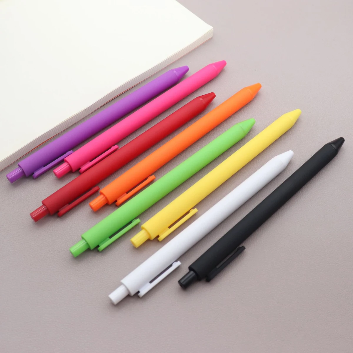 Morandi Press Neutral Pen 1