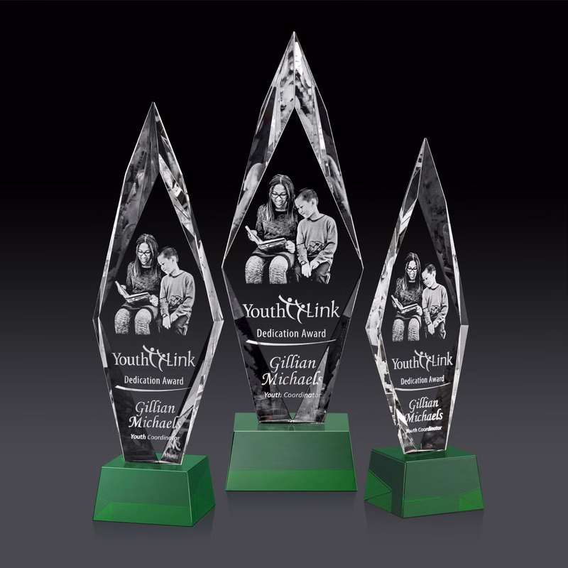 Manilow Award on Robson Base (3D) - Green