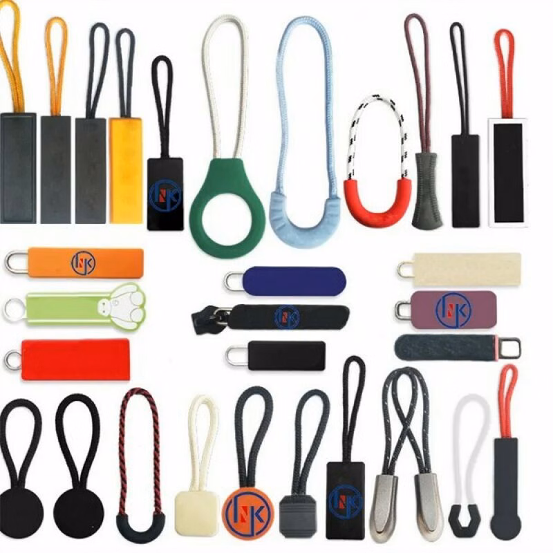 Custom PVC Zipper PullsV