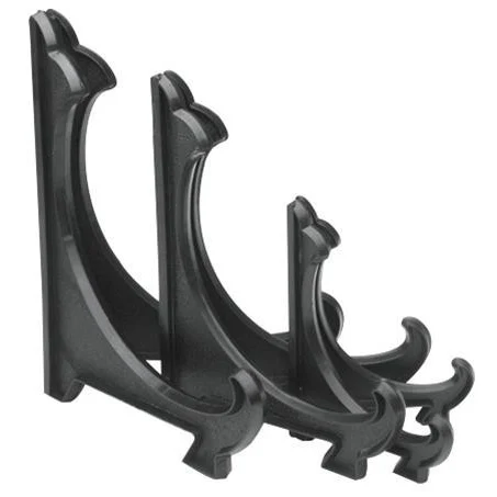 Black Easel 1