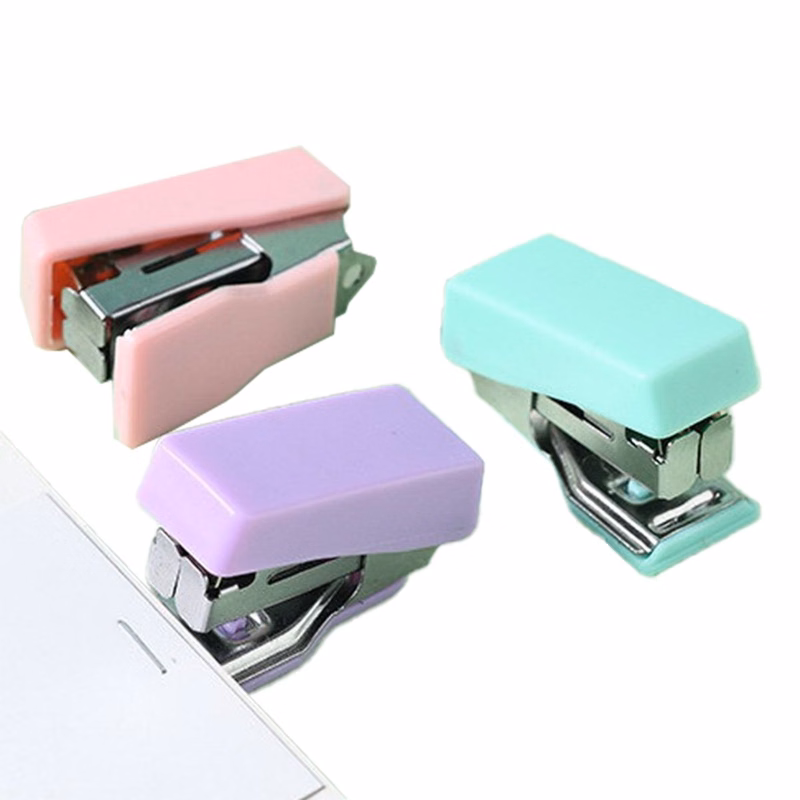 MOQ100 Mini Portable Stapler