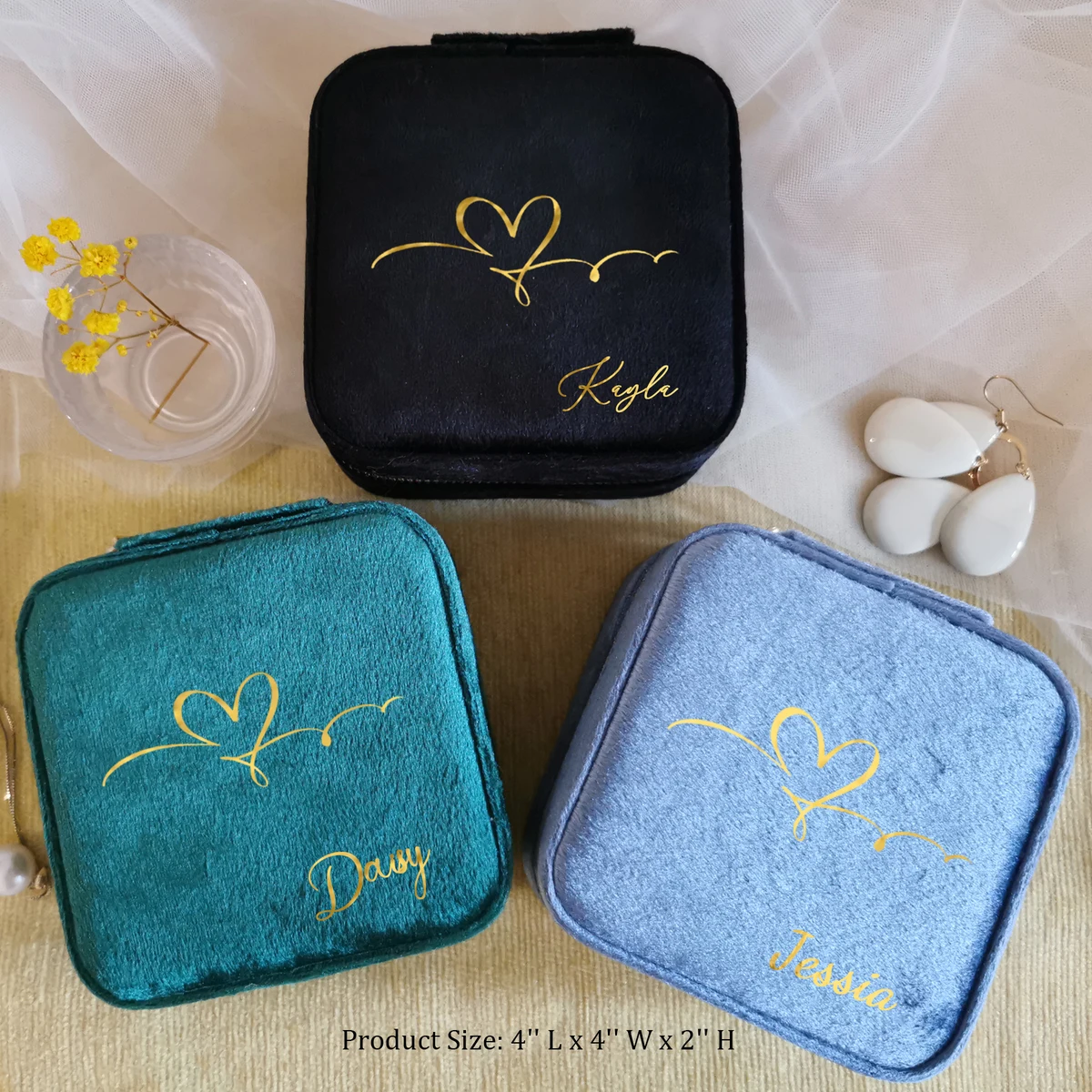 Compact Velvet Jewelry Box 1