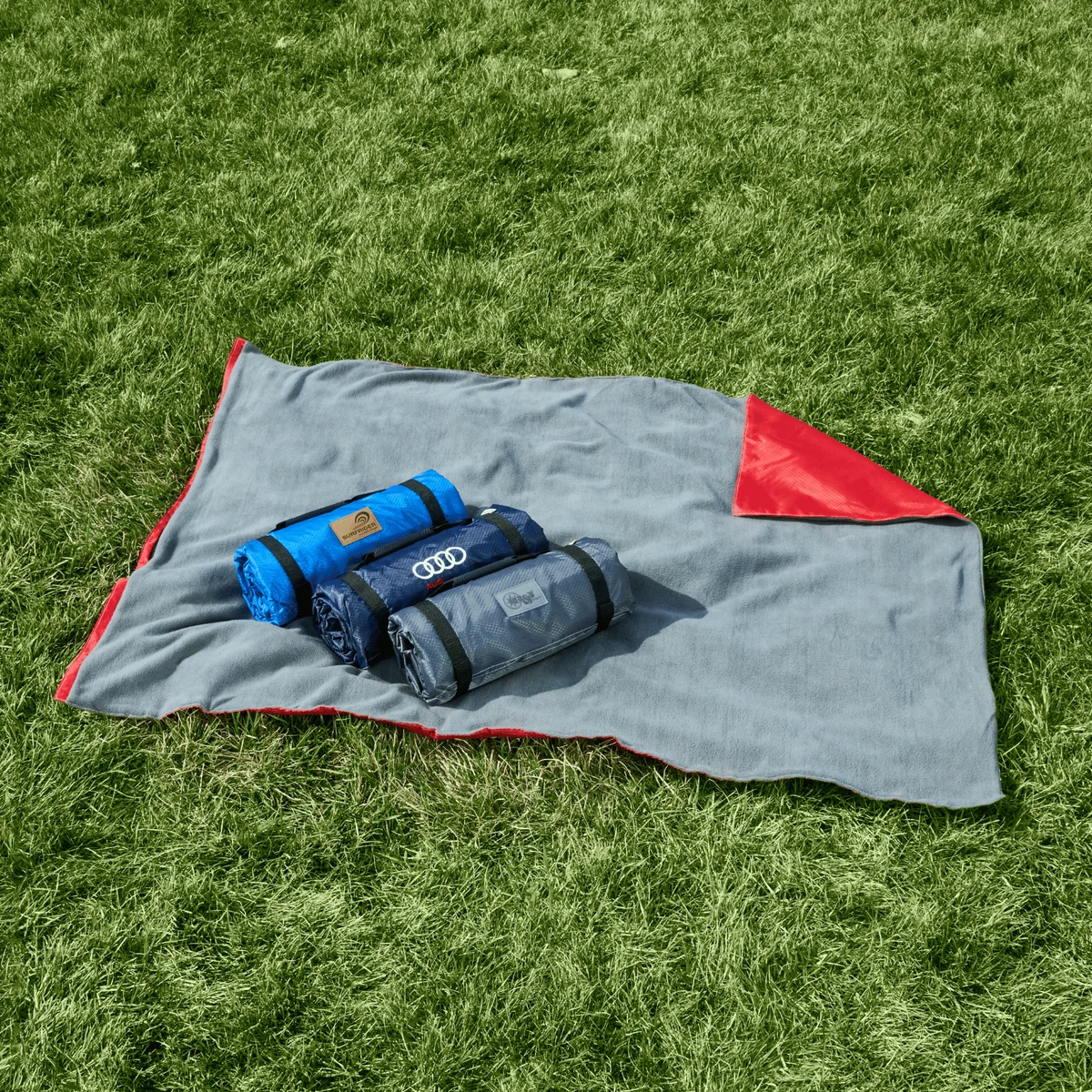 Tek Explorer Picnic Blanket 1