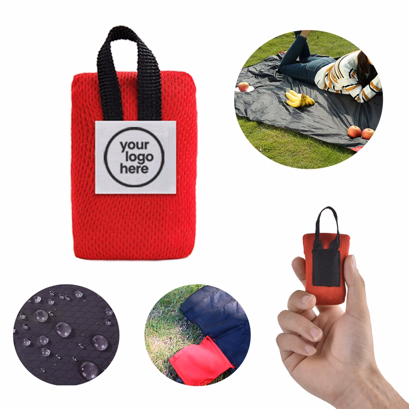 MOQ:100pcs Foldable Outdoor Pocket Blanket