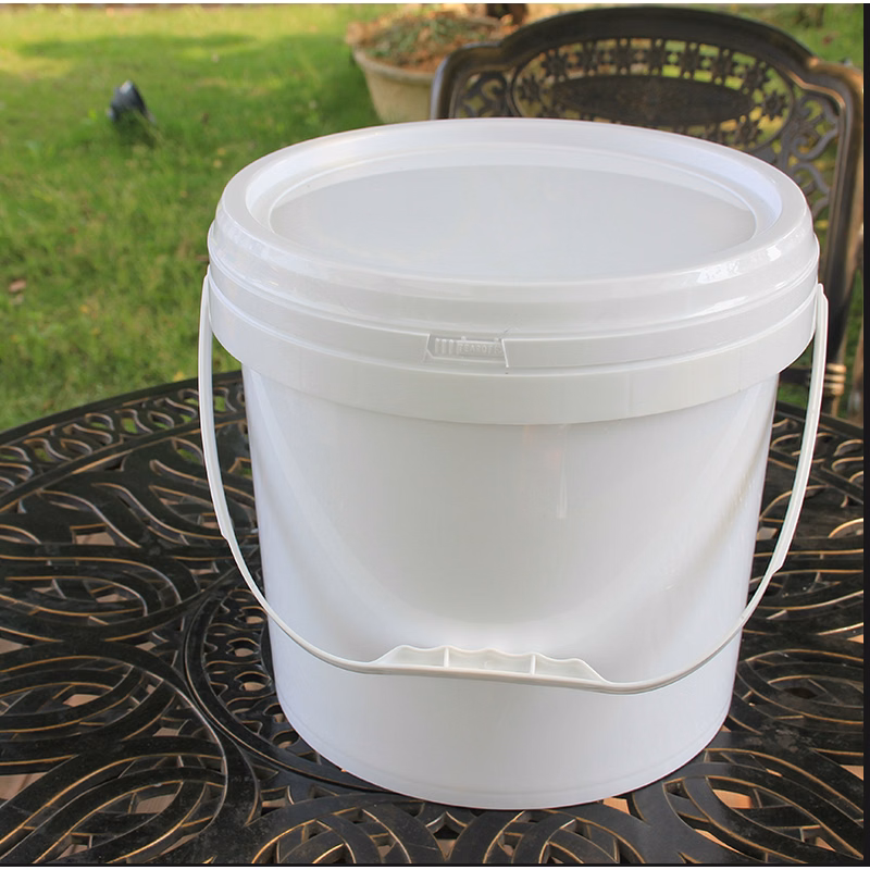 3.5 Gallon Bucket
