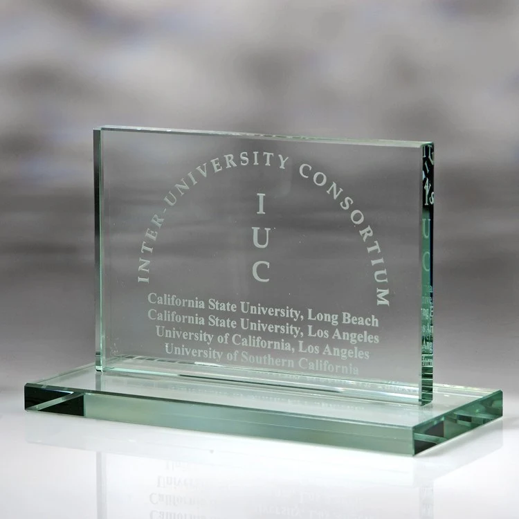 8" Award- Awards, Trophy,Horizontal Plaque w/Base 1/2"d_D375GA 1