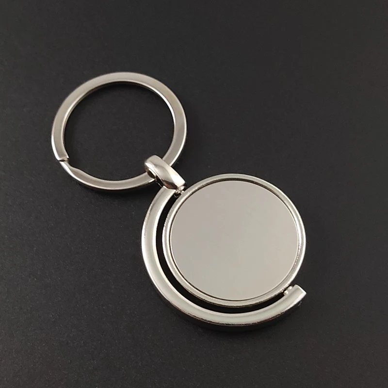 Circular Rotating Keychain 1