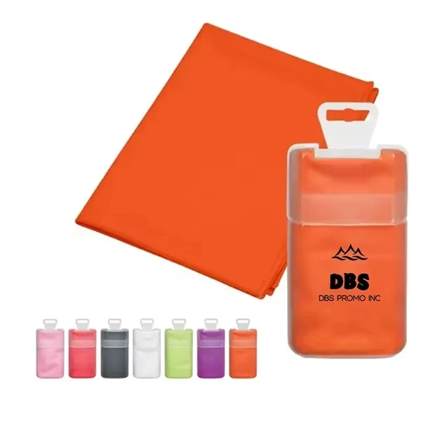 Plastic-Cased Cooling Towel 1