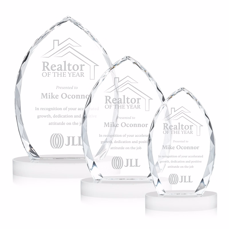 Wilton Award on Alberton Base - White