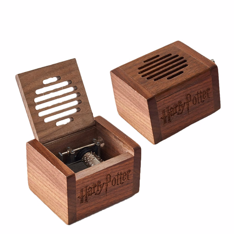 Classic Vintage Walnut Hand-cranked Music Box