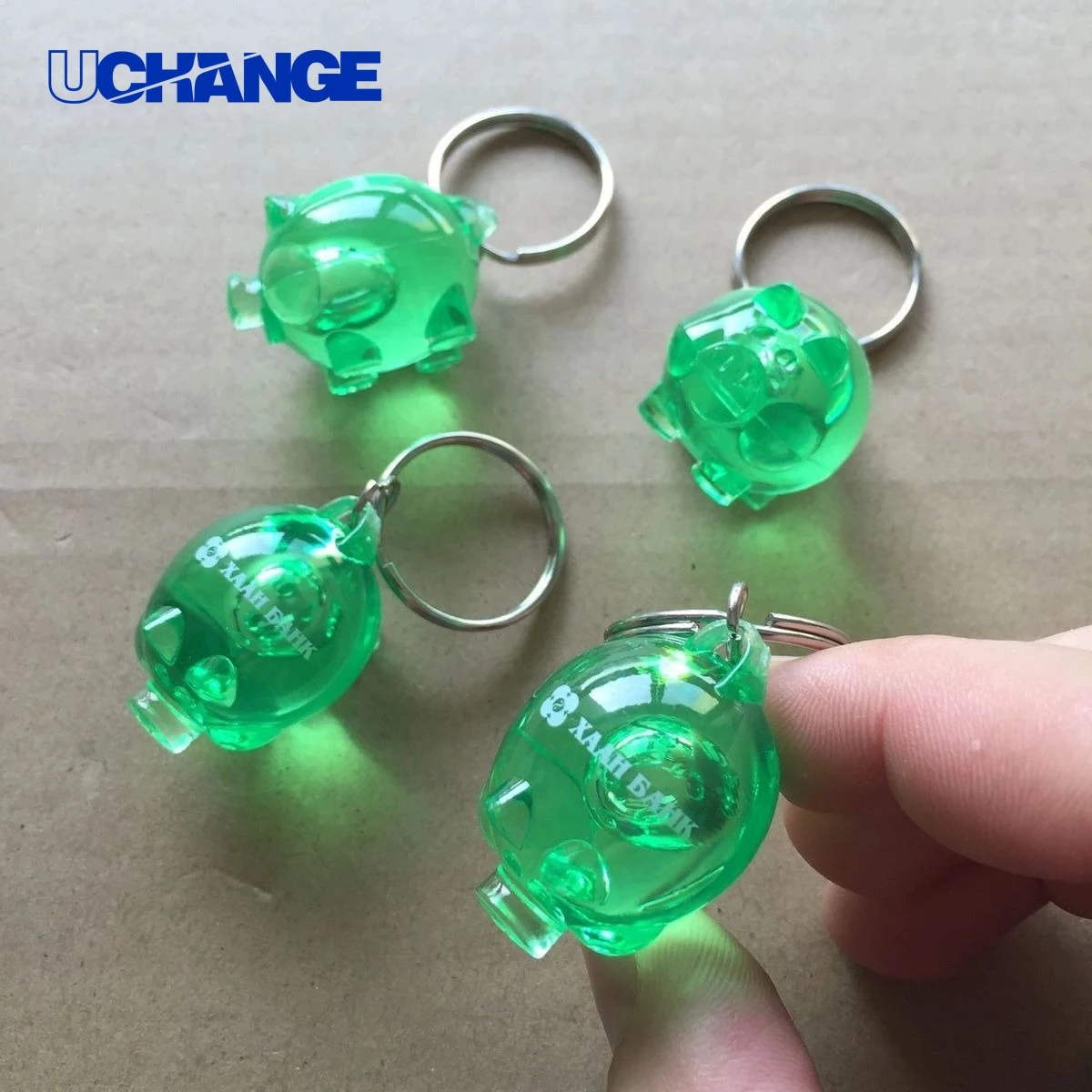 Clear Acrylic Pig Keychain Ornament for Events 1