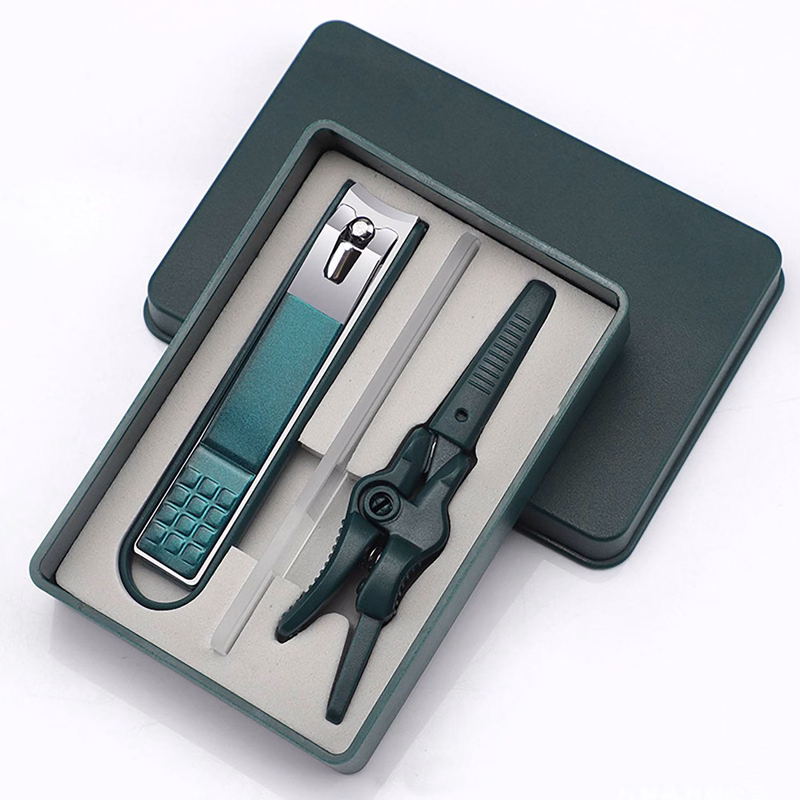 Portable Nose Hair Clipper & Nail Care Set