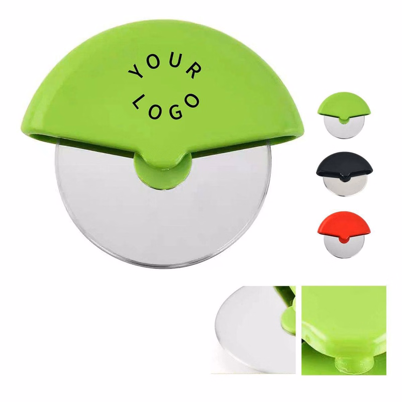 Pizza Cutting Wheel with Comfortable Grip