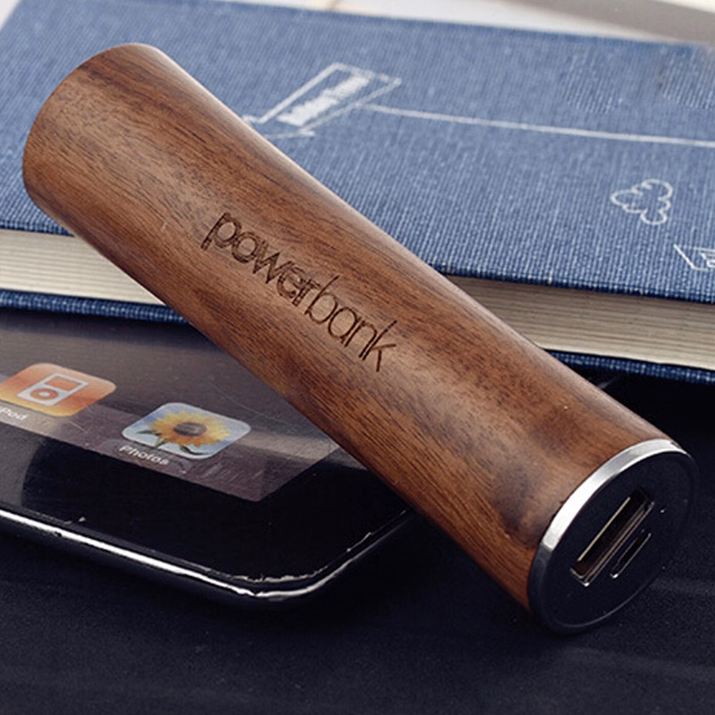 2600 mAh Eco-Friendly Wooden Charger