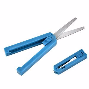Foldable Scissors With Plastic Handle