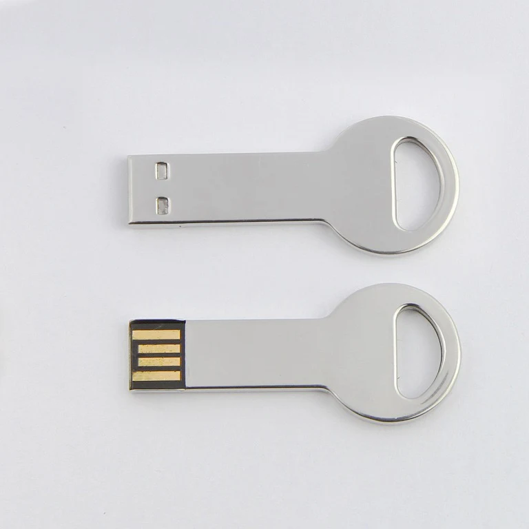 8 GB Silver Key Shaped USB 3.0 Flash Drive 1