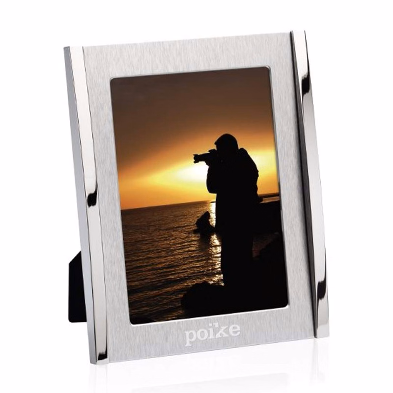 Ruben Frame - Brushed Silver