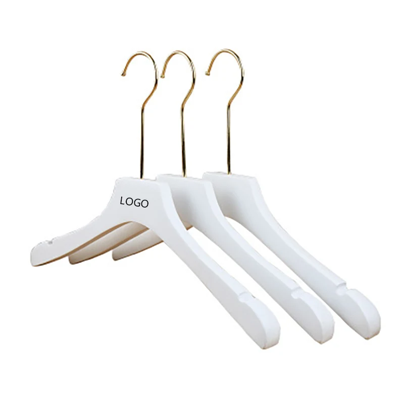 Plastic Extra Wide Suit Hanger 1