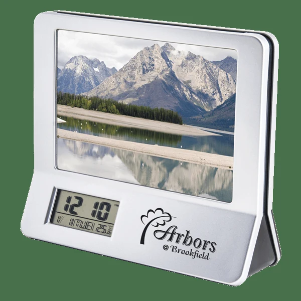 3-in-1 Calculator/Picture Frame/Digital Clock 1