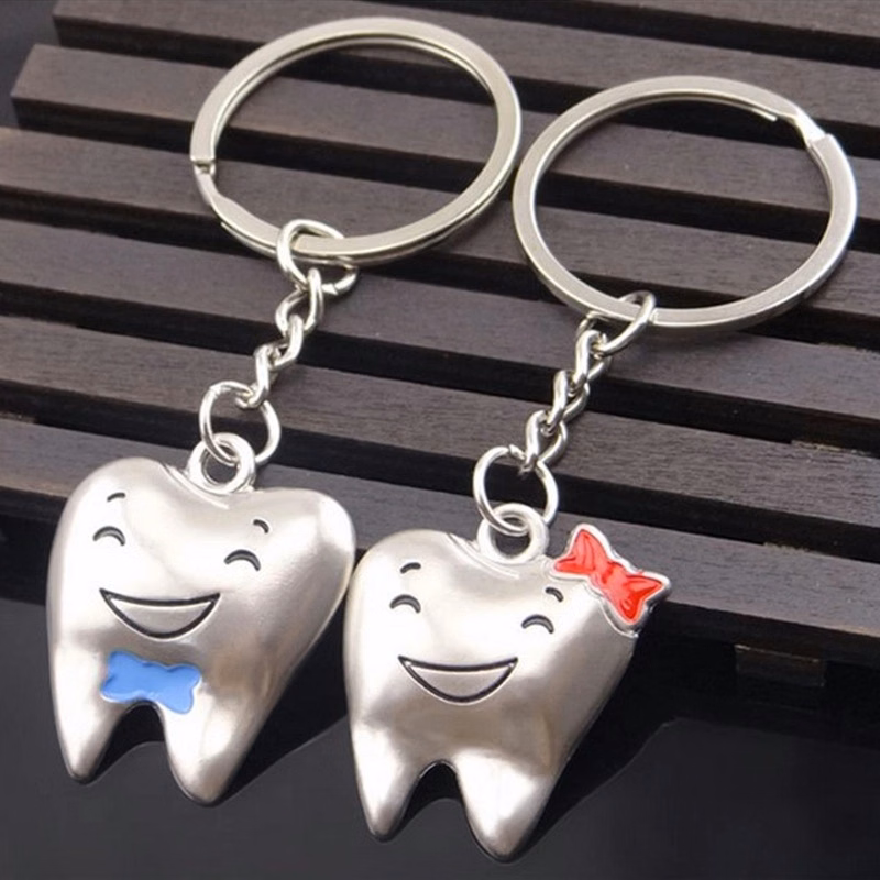 Smile tooth keychain