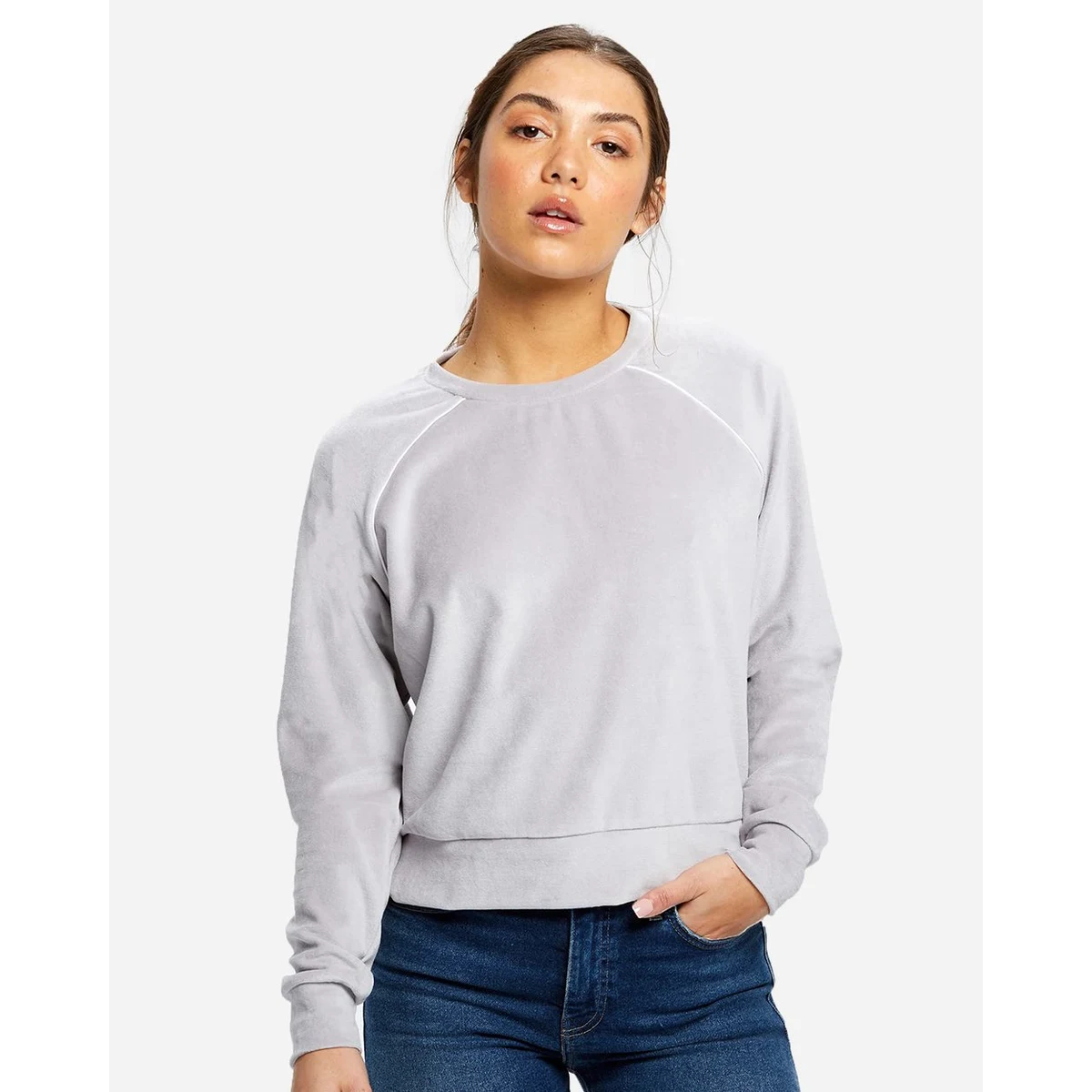 Women's Velour Cropped Long Sleeve Pullover Top - US538 1
