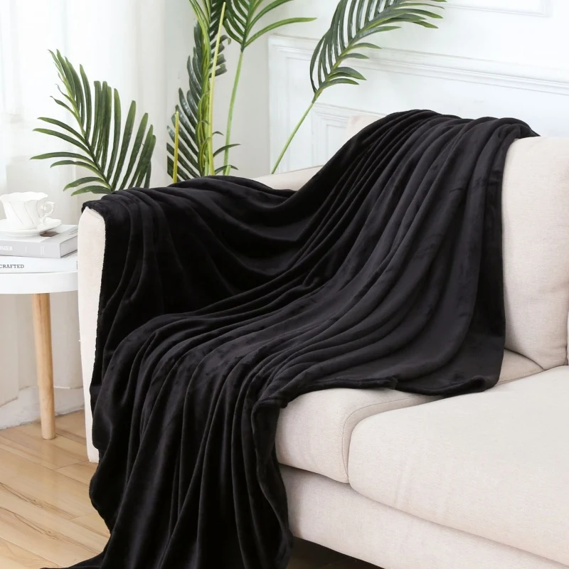 Warm Soft Faux Fur Flannel Blankets 1