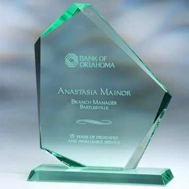 SUMMIT JADE GLASS AWARD (SMALL)
