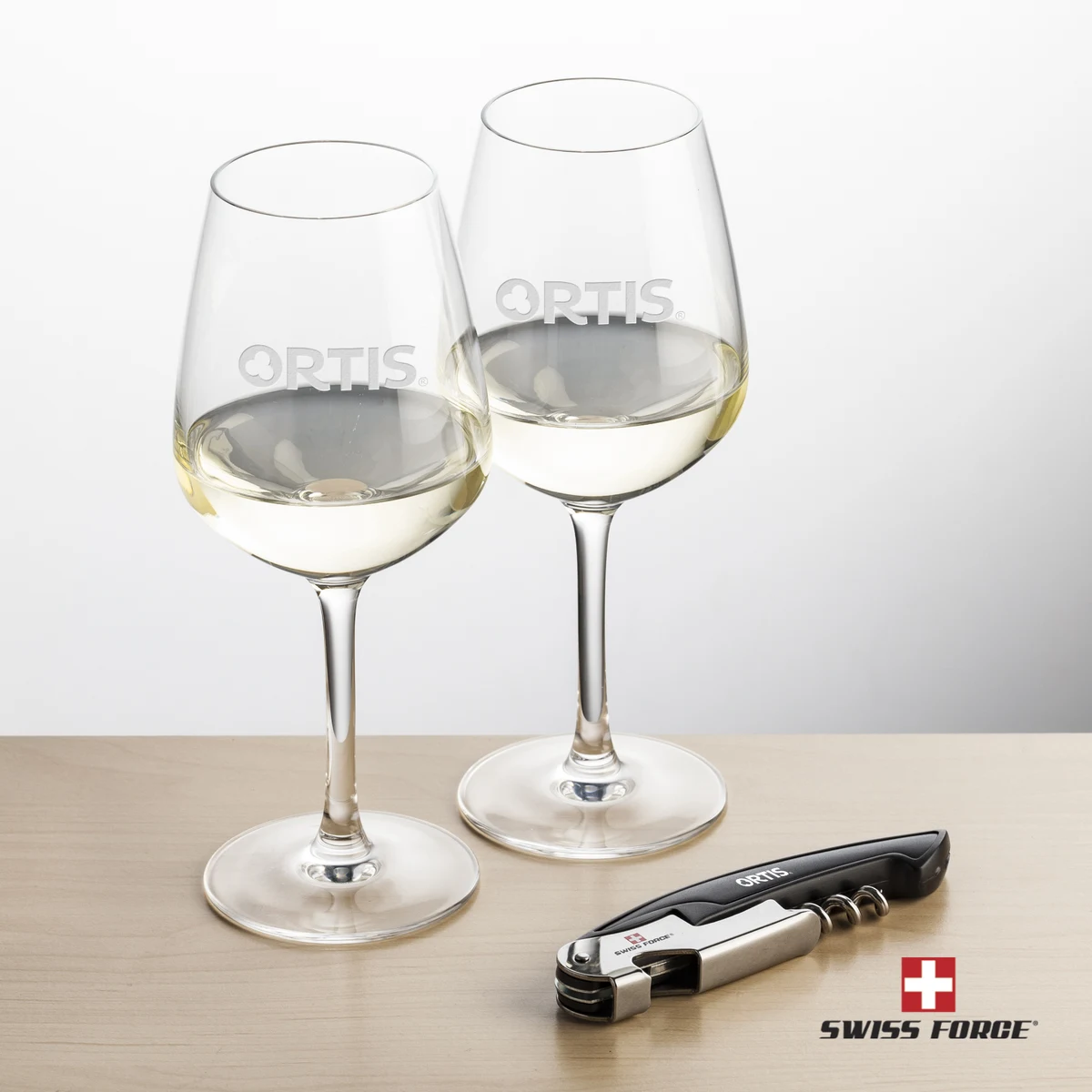 Swiss Force® Opener & Mandelay Wine 1